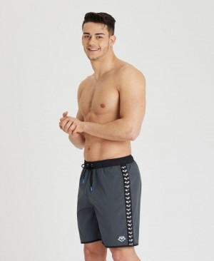 Arena Icons Team Stripe Bermuda Bermudas Herren Schwarz | 537821SVX