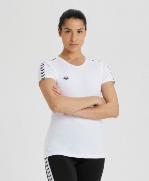 Arena Team S/S Tee T-shirts Damen Weiß Weiß Schwarz | 613504VKE